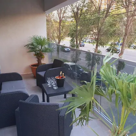 Ely Residence2 Mamaia
